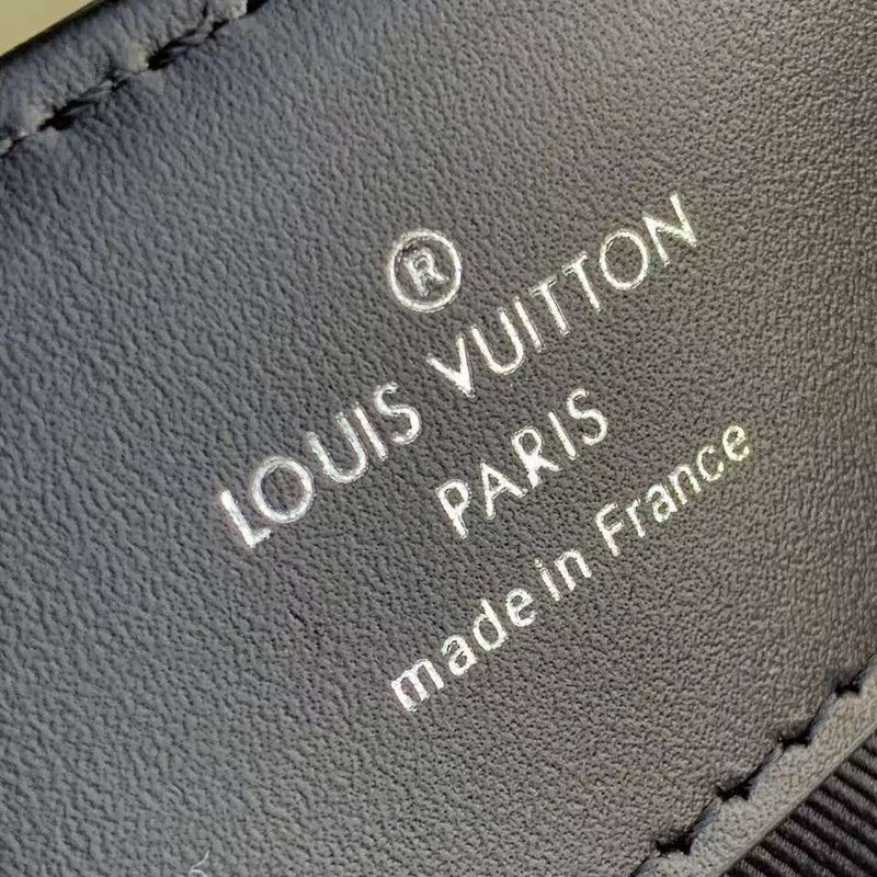 LOV - Luxurious Totes - 2316