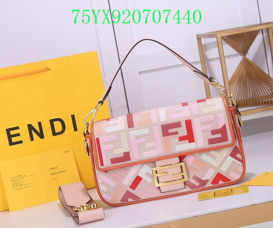 GC - Shoulder - 2592