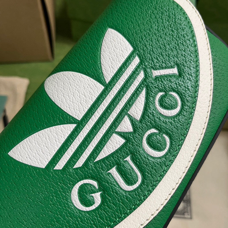GUI - Luxurious Totes - 386