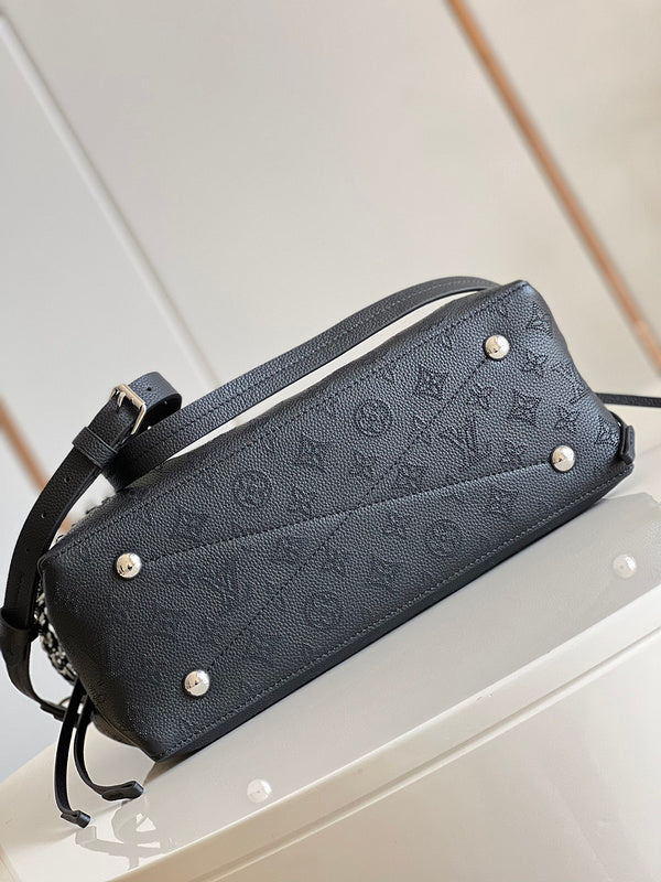 LOV - Luxurious Totes - 1866