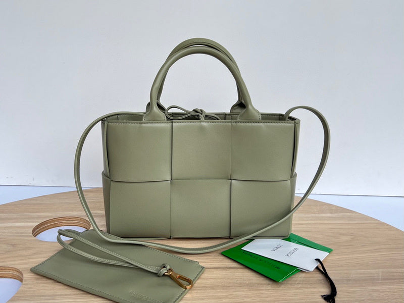 Luxurious-Totes - BV Bags - 1013