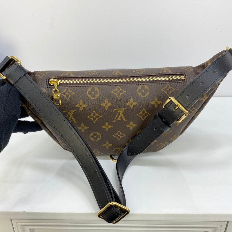 LOV - Luxurious Totes - 2000