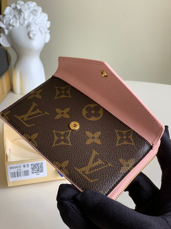 Luxurious Totes - Latest - 830