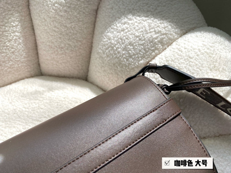 Luxurious Totes - LW-CH Bags - 017