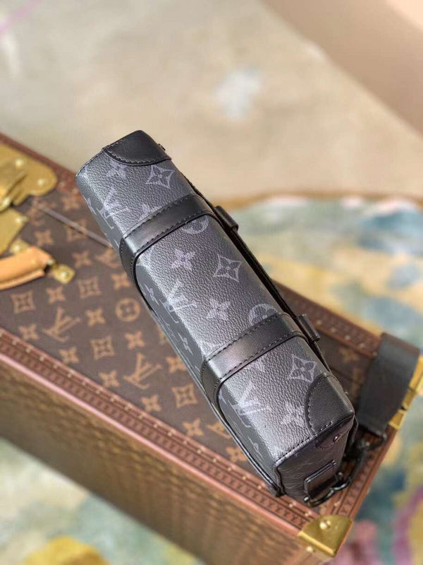 LOV - Luxurious Totes - 2127