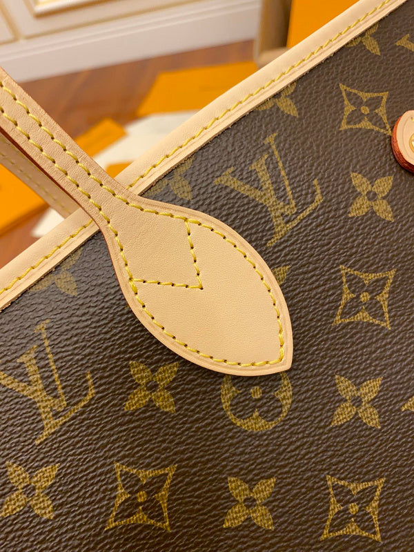 LOV - Luxurious Totes - 932