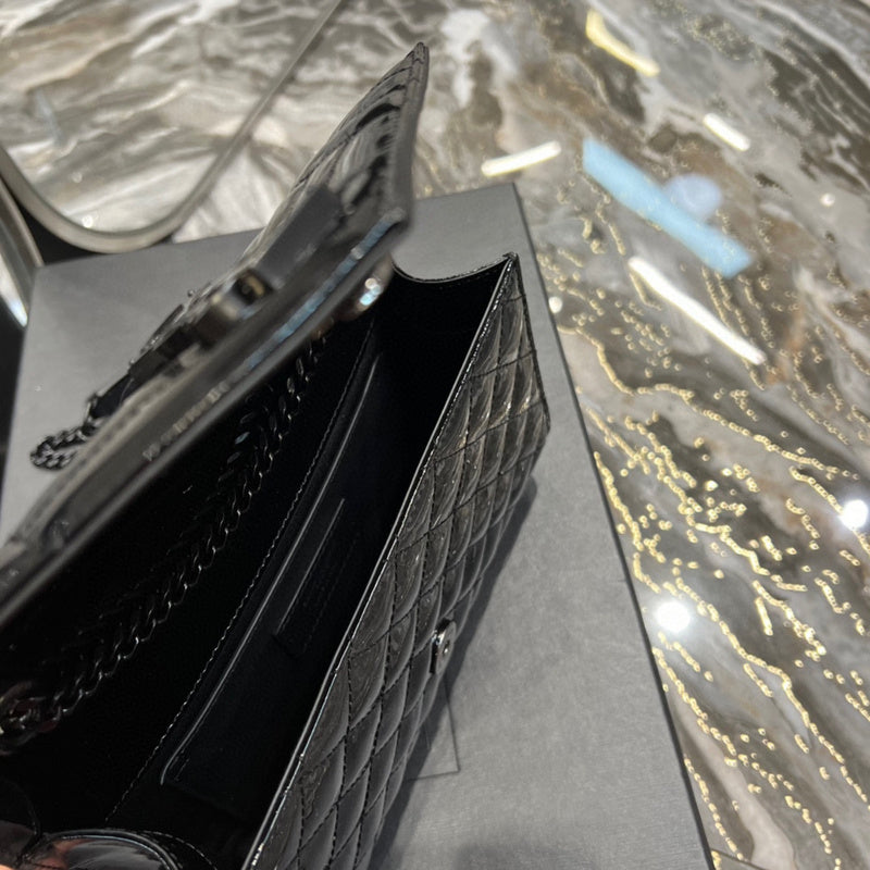 Luxurious Totes - Latest - 8074