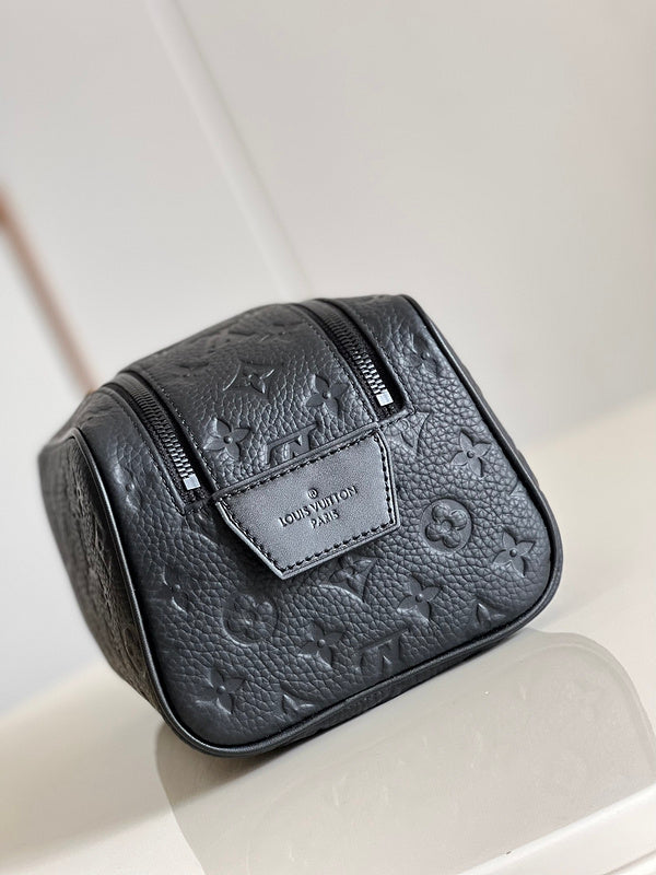 LOV - Luxurious Totes - 1885