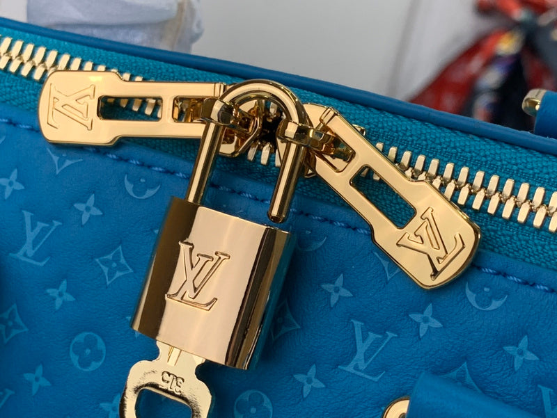 LOV - Luxurious Totes - 490