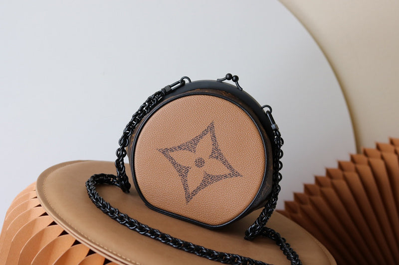 LOV - Luxurious Totes - 1803