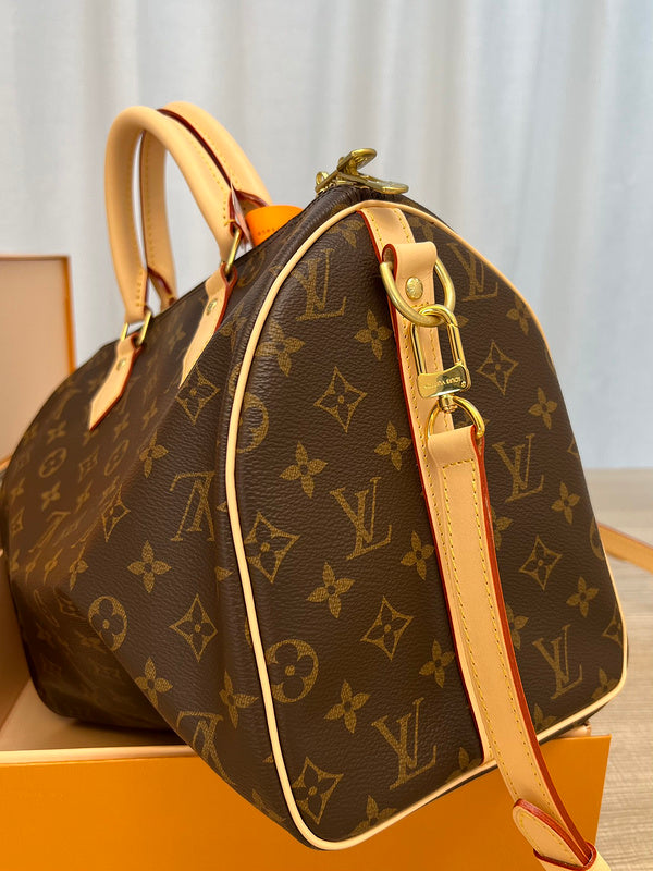LOV - Luxurious Totes - 1635