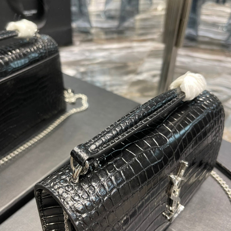 Luxurious Totes - Latest - 8233
