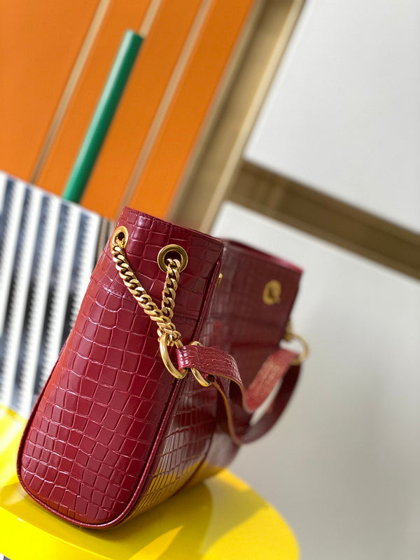 Luxurious Totes - Latest - 9236