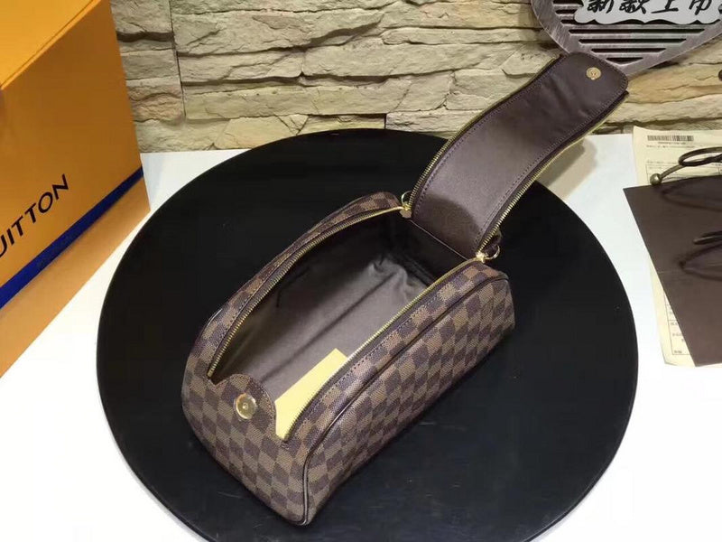 LOV - Luxurious Totes - 2733