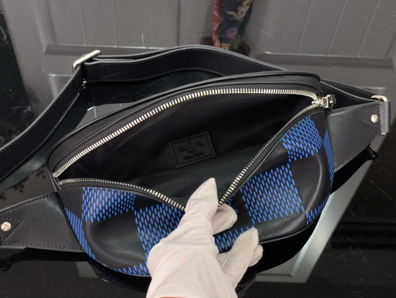 LOV - Luxurious Totes - 2237