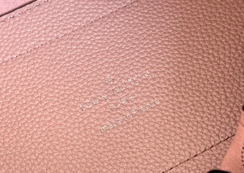 LOV - Luxurious Totes - 2065