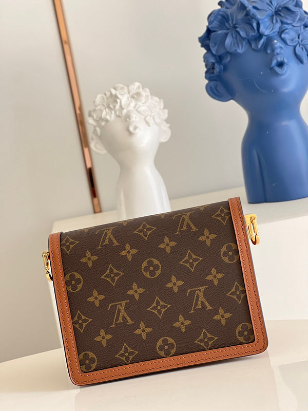 LOV - Luxurious Totes - 1995