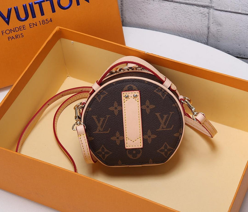 LOV - Luxurious Totes - 2698