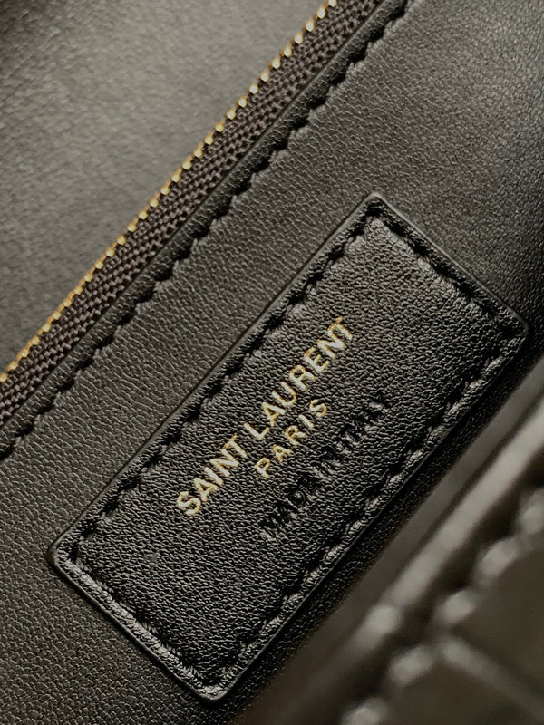 Luxurious Totes - Latest - 8161
