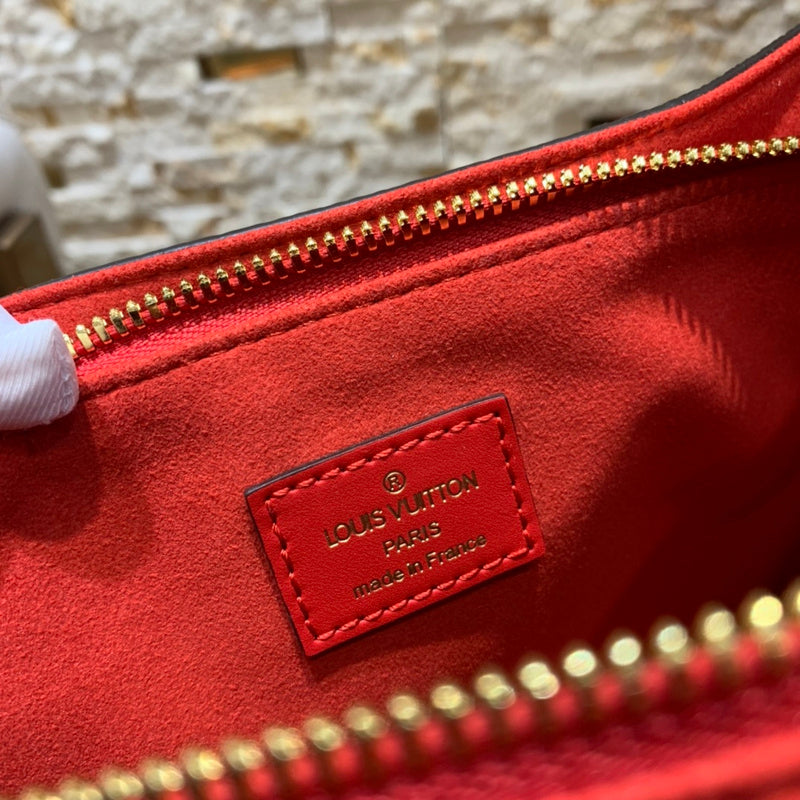 Luxurious Totes - Latest - 1660