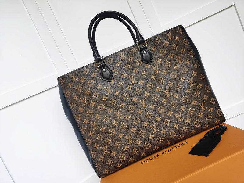 LOV - Luxurious Totes - 2613