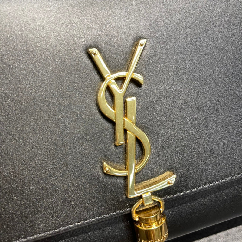 Luxurious Totes - Latest - 8450