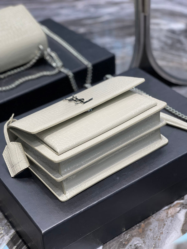 Luxurious Totes - Latest - 8545