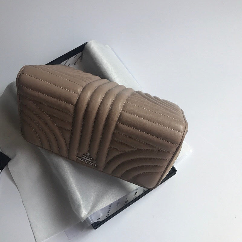 Luxurious Totes - Latest - 10202