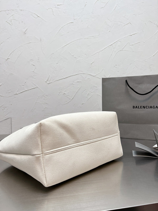 Luxurious Totes - BGA2 Bags - 130