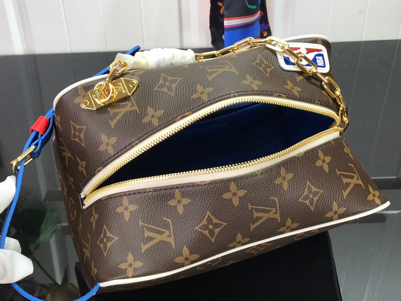 LOV - Luxurious Totes - 2404