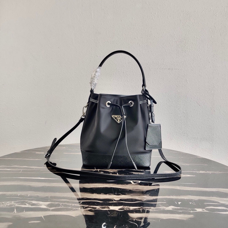 Luxurious Totes - Latest - 4583