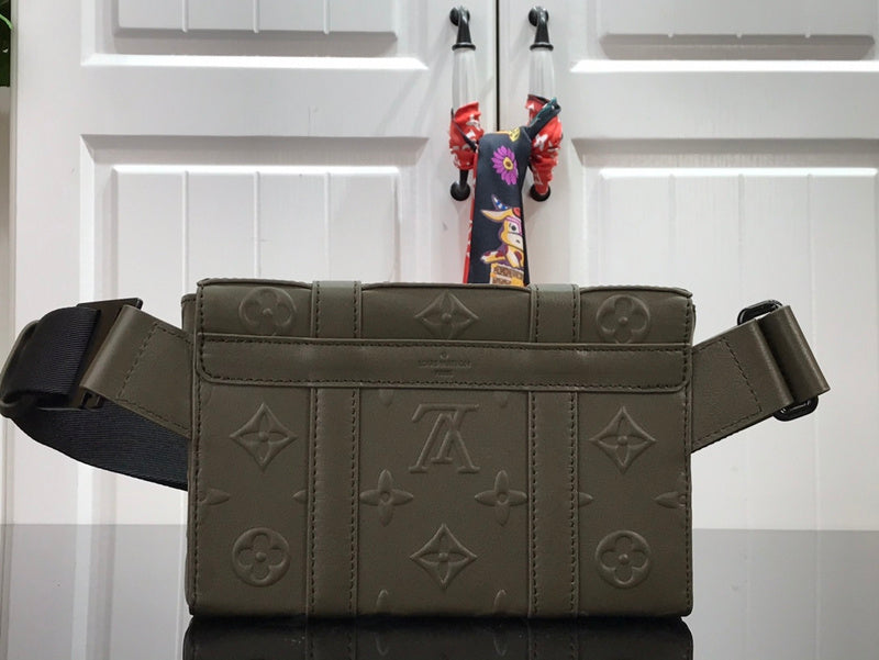LOV - Luxurious Totes - 2253
