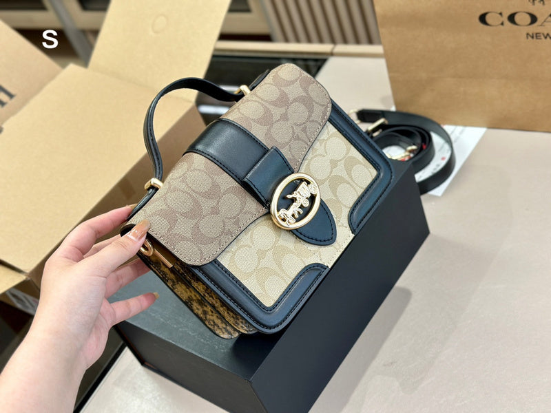Luxurious Totes - CCH2 Bags - 121