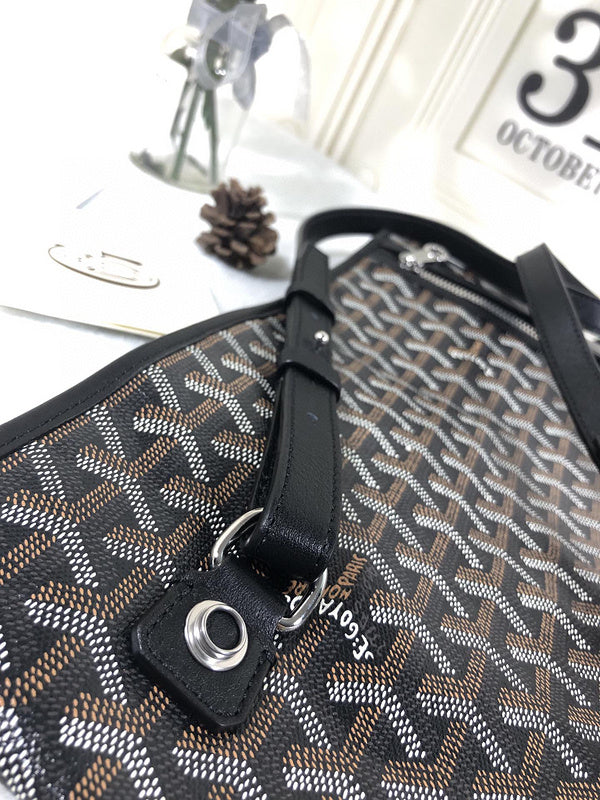 Lux-Totes - GOD Bags - 016
