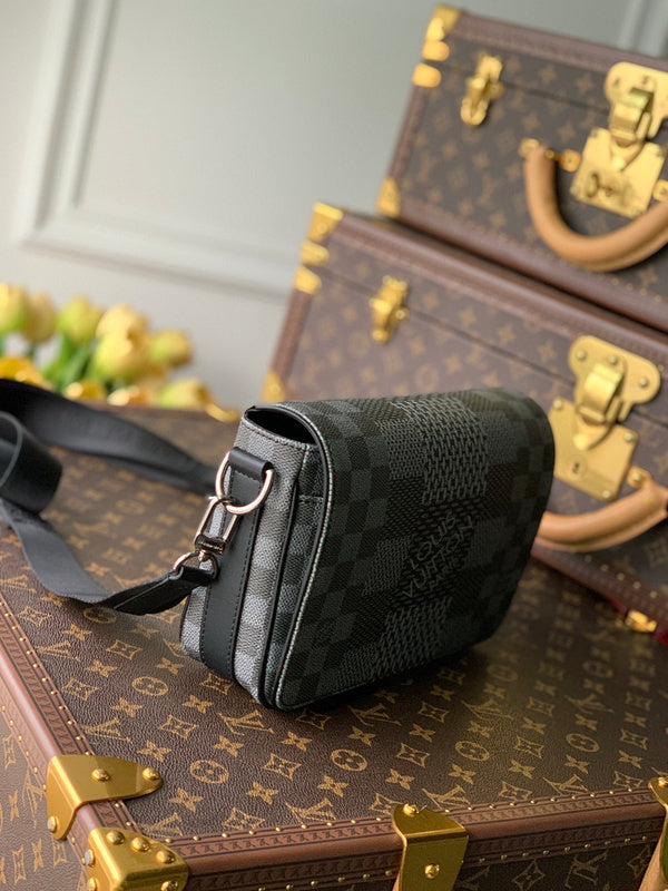 Luxurious Totes - Latest - 1261
