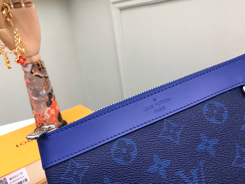 Luxurious Totes - Latest - 789