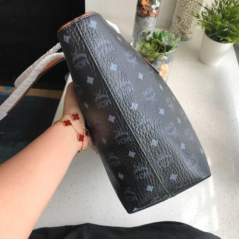 Luxurious Totes - Latest - 7878