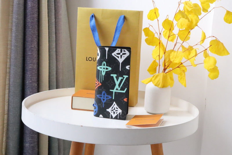 LOV - Luxurious Totes - 861