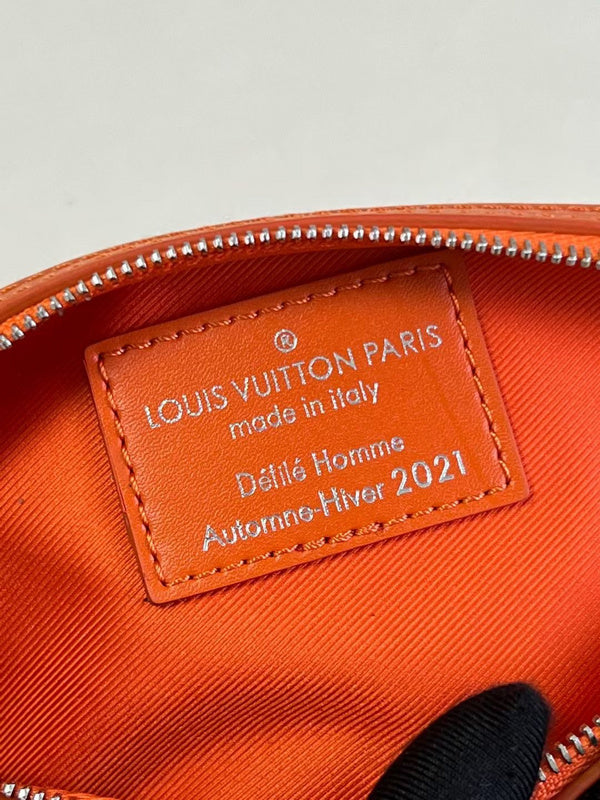 LOV - Luxurious Totes - 1796