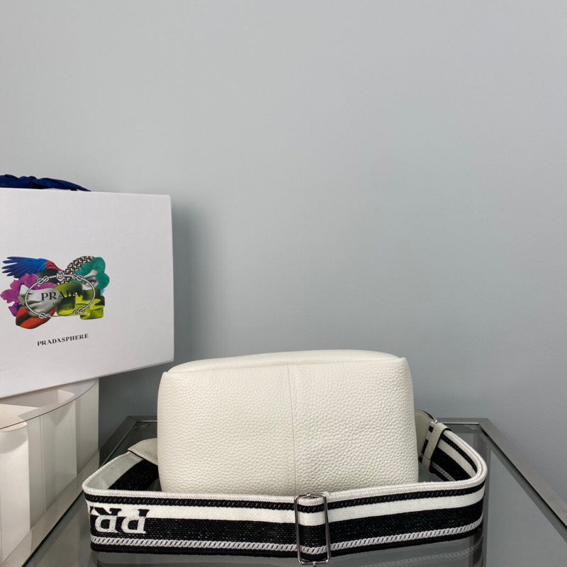 Luxurious Totes - Latest - 4577