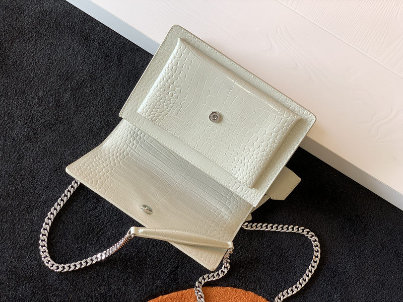 Luxurious Totes - Latest - 8882