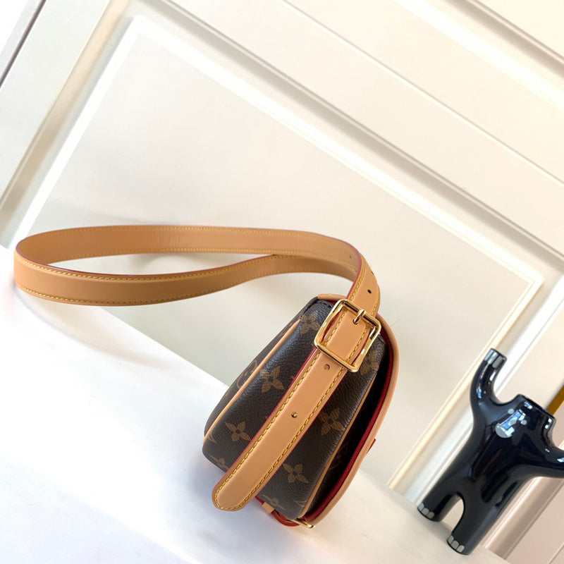 LOV - Luxurious Totes - 1736