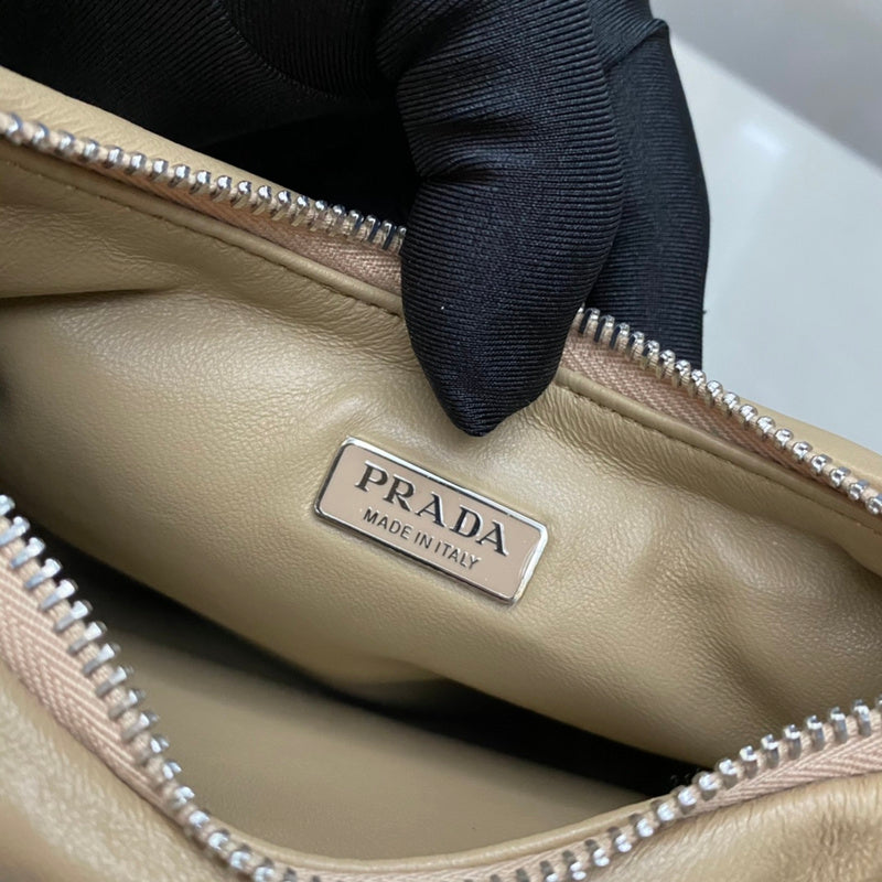 PDA - Luxurious Totes - 043