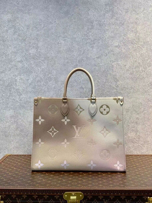 LOV - Luxurious Totes - 1443