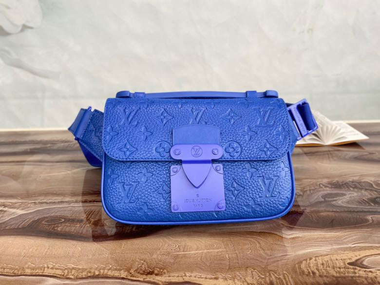 LOV - Luxurious Totes - 2293