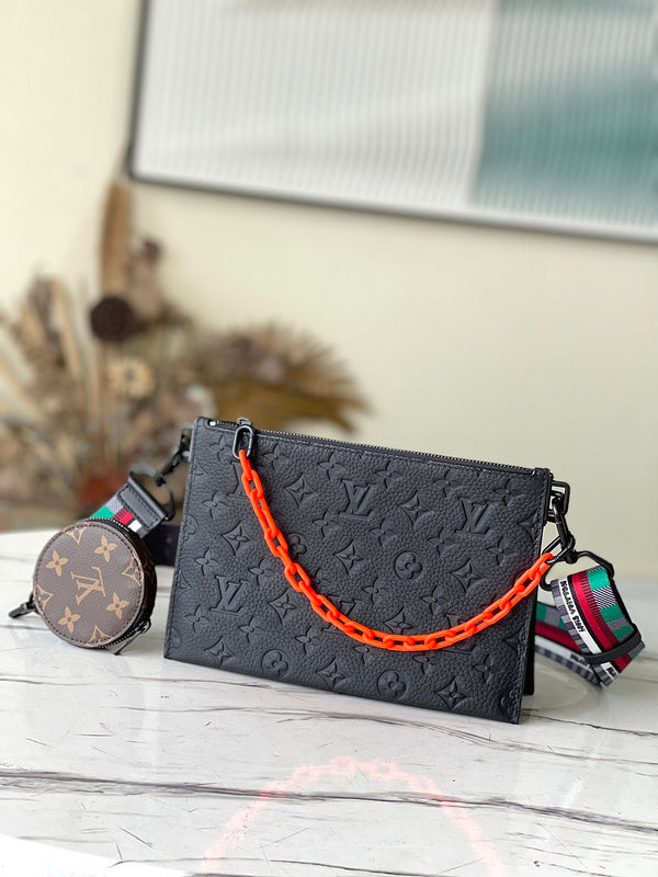 LOV - Luxurious Totes - 1842