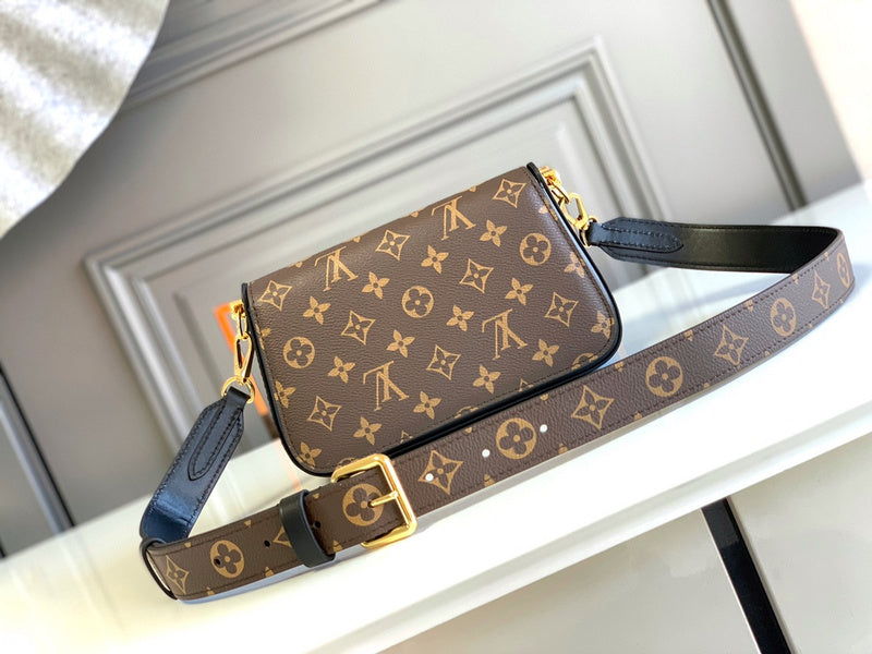 LOV - Luxurious Totes - 1911
