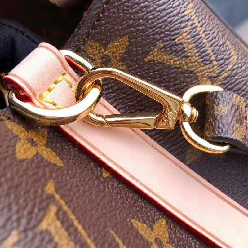LOV - Luxurious Totes - 2620