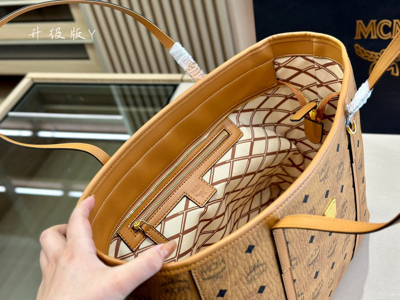 Luxurious Totes - CMM Bags - 030