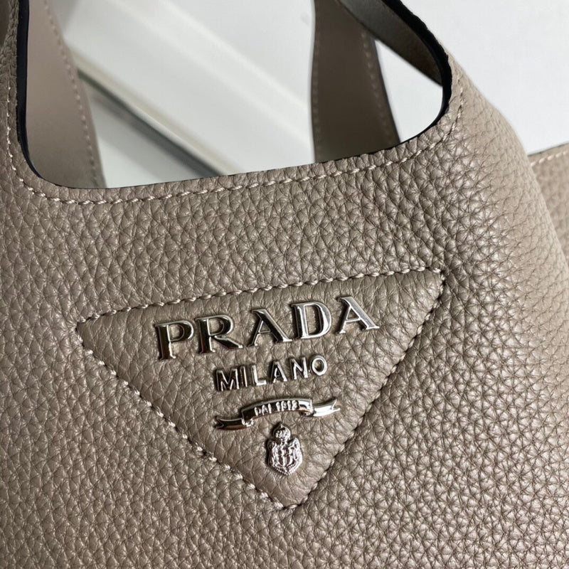 Luxurious Totes - Latest - 4630